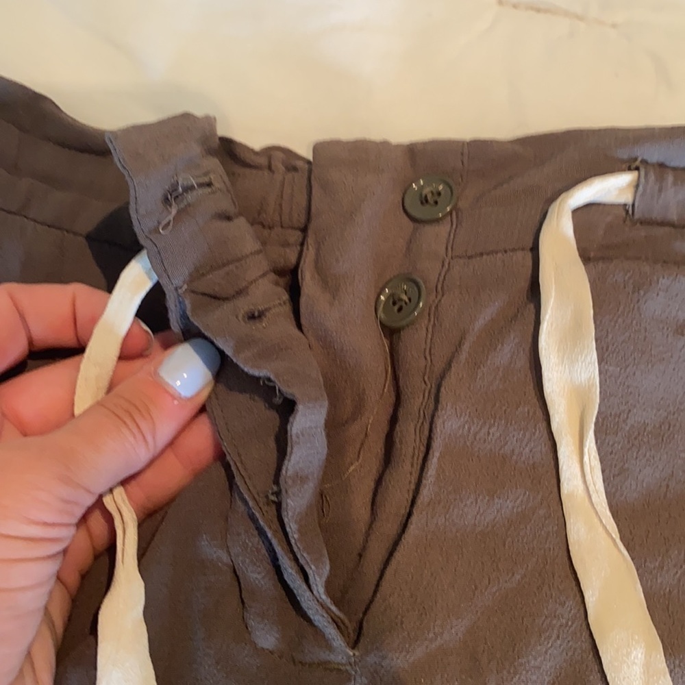 Aritzia Wilfrid Allant Pant in Light Brown Flowwy Pant Tailored Pant - Picture 13 of 16